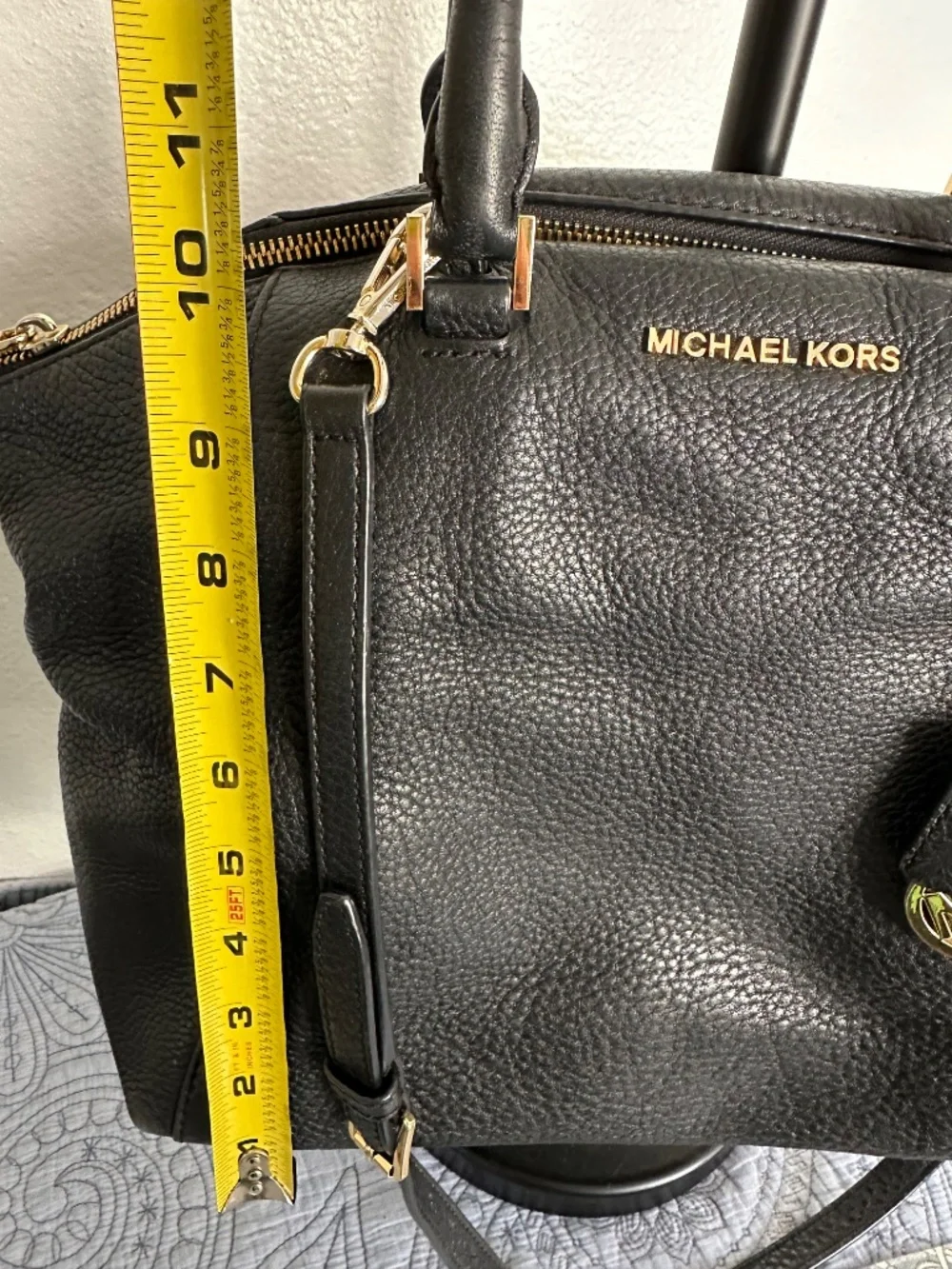 Michael Kors Leather  Bag